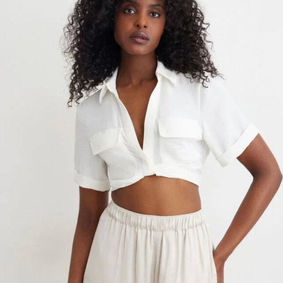 Dynamite - Twist Front Cropped Top - Size S - Picture 2 of 5